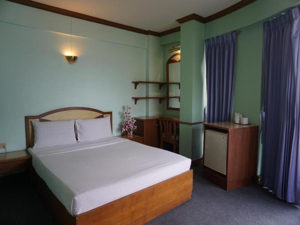Tanaphat Hatyai Hotel Хатъяй Экстерьер фото