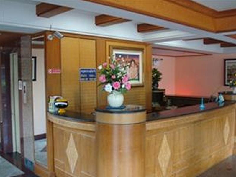Tanaphat Hatyai Hotel Хатъяй Экстерьер фото